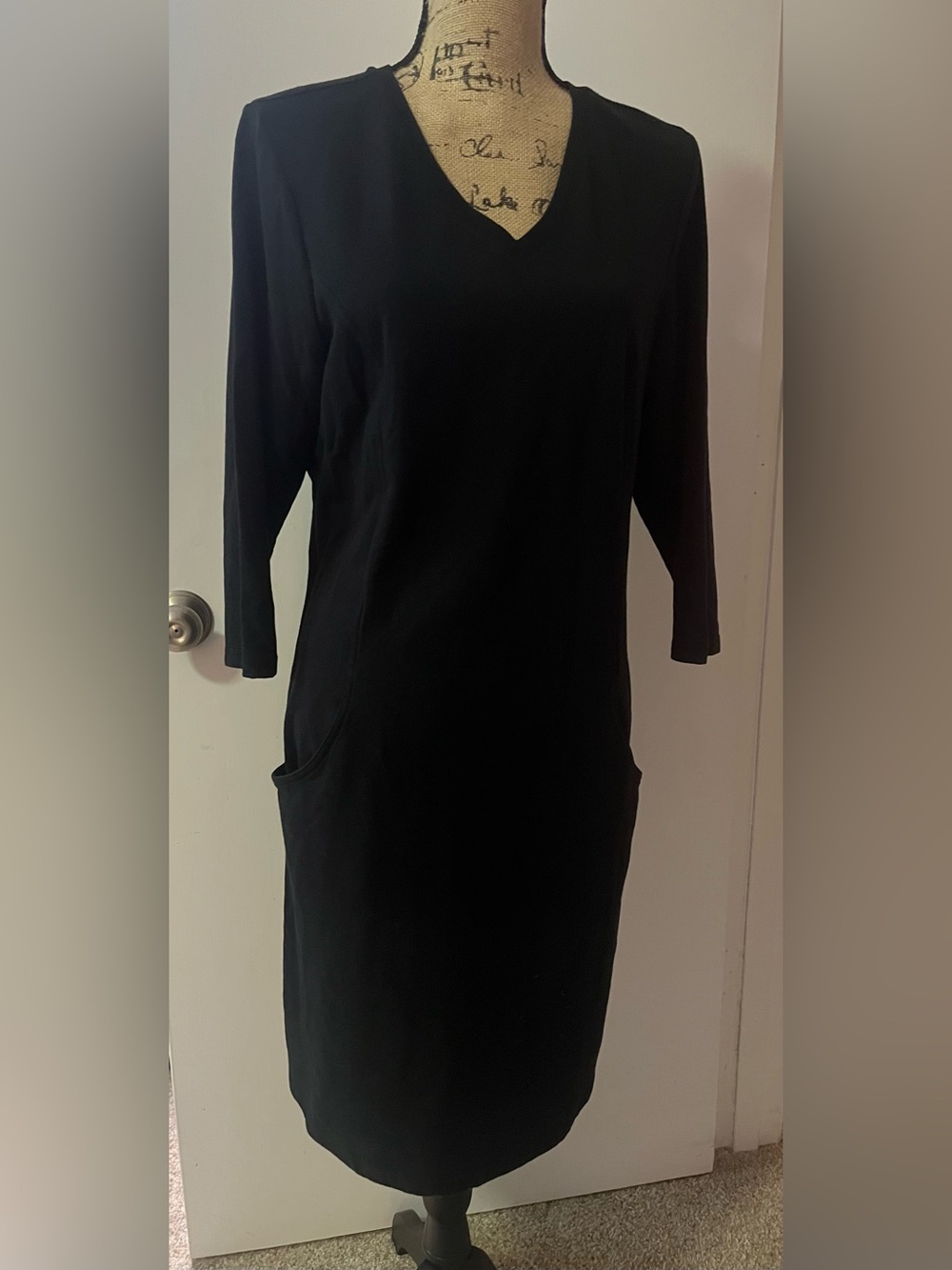 Denim&Co Active French Terry 3/4 Sleeve Black V-Neck Dress with Pockets Size L